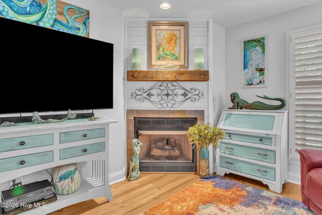 204 NE 60th Street, Oak Island, NC 28465