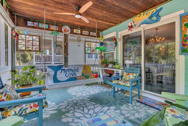 204 NE 60th Street, Oak Island, NC 28465