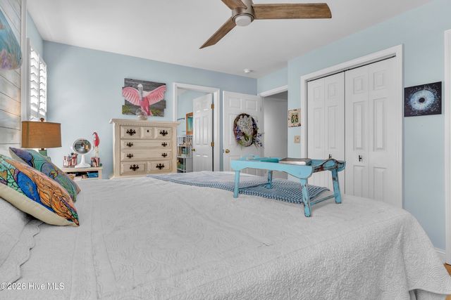 204 NE 60th Street, Oak Island, NC 28465