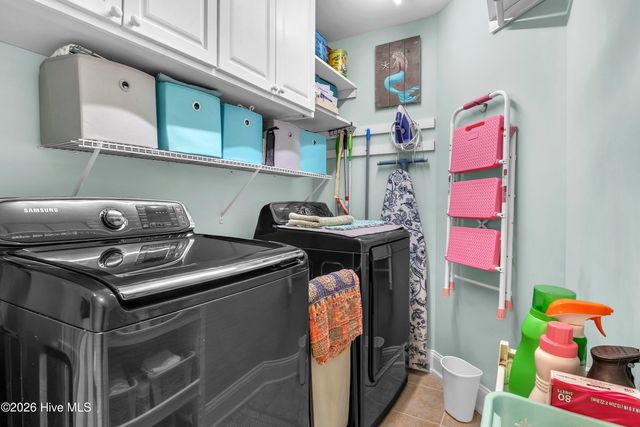 204 NE 60th Street, Oak Island, NC 28465