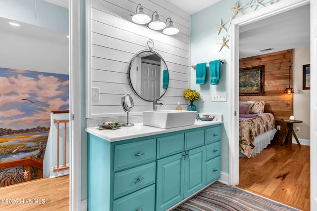 204 NE 60th Street, Oak Island, NC 28465