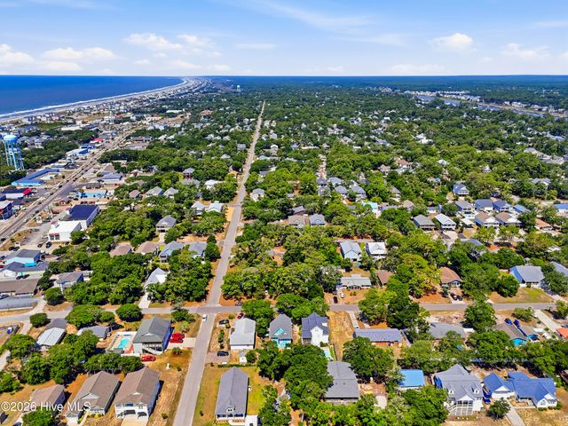 204 NE 60th Street, Oak Island, NC 28465