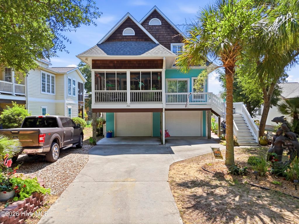 204 NE 60th Street, Oak Island, NC 28465