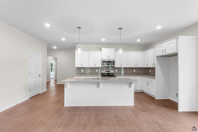 1046 Sun Valley Court C59, Macon, GA 31211