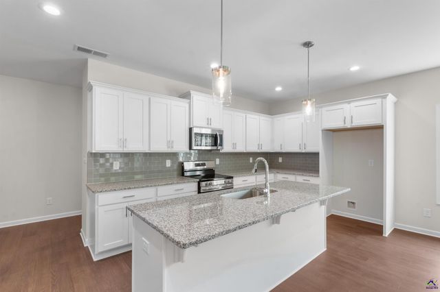 1046 Sun Valley Court C59, Macon, GA 31211