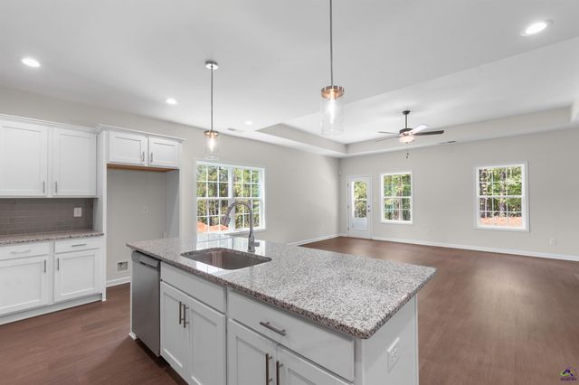 1046 Sun Valley Court C59, Macon, GA 31211