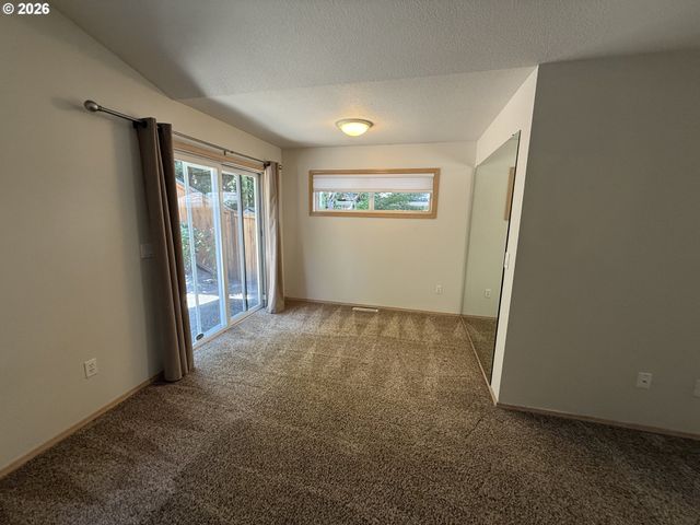 16628 Sw JORDAN Way, Portland, OR 97224