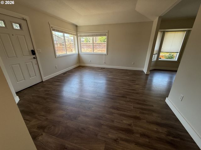 16628 Sw JORDAN Way, Portland, OR 97224