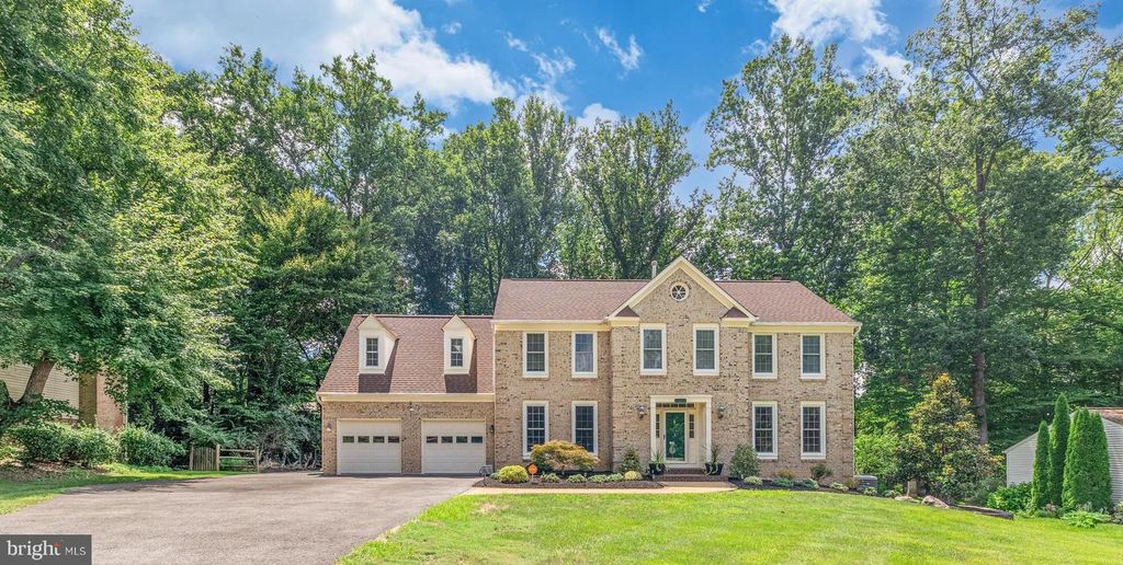 10821 FIELDWOOD DR, Fairfax, VA 22030