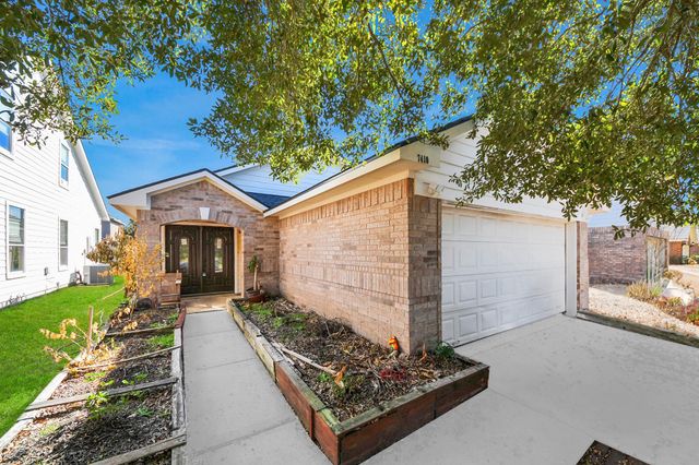 7410 Legacy Pines Drive, Cypress, TX 77433