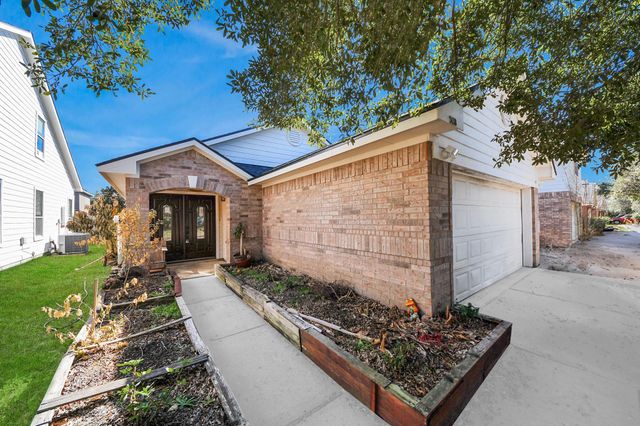 7410 Legacy Pines Drive, Cypress, TX 77433