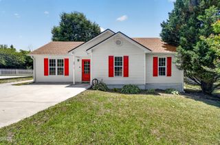 105 Stockbridge Drive, Selma, NC 27576