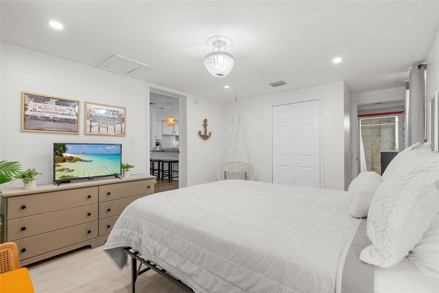 4939 100TH WAY N, St Petersburg, FL 33708