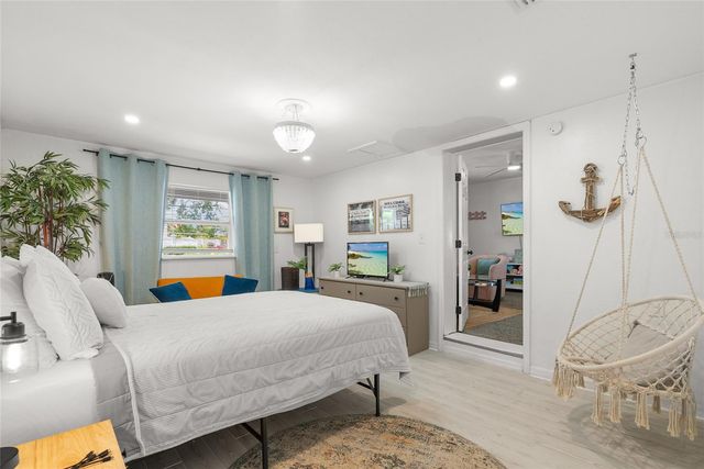 4939 100TH WAY N, St Petersburg, FL 33708