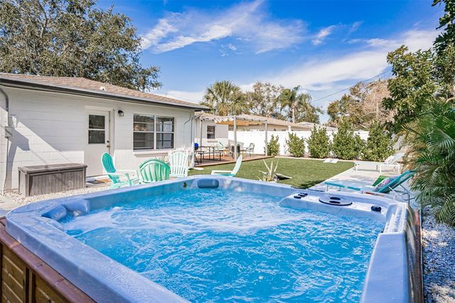 4939 100TH WAY N, St Petersburg, FL 33708