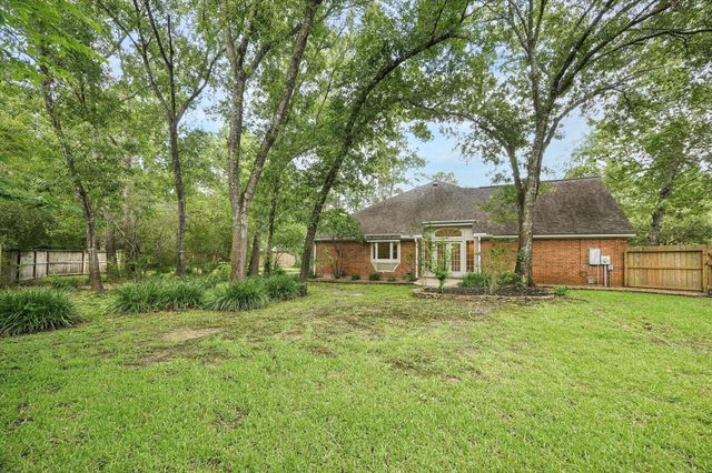 30 Skyland Place, The Woodlands, TX 77381