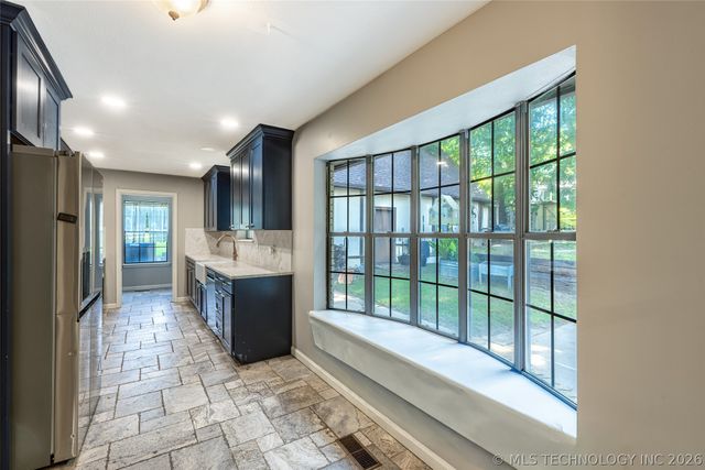 416 Timbercrest Road, Catoosa, OK 74015