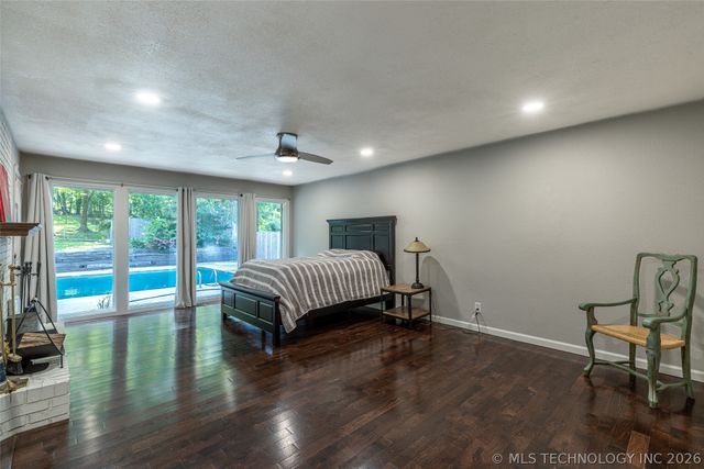 416 Timbercrest Road, Catoosa, OK 74015