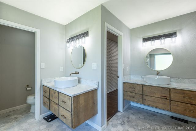 416 Timbercrest Road, Catoosa, OK 74015