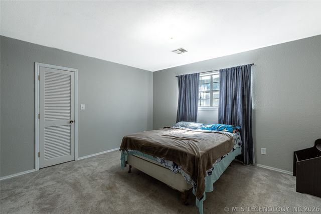 416 Timbercrest Road, Catoosa, OK 74015