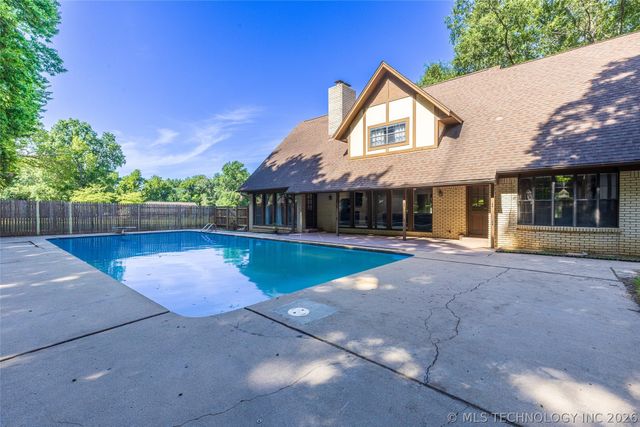 416 Timbercrest Road, Catoosa, OK 74015