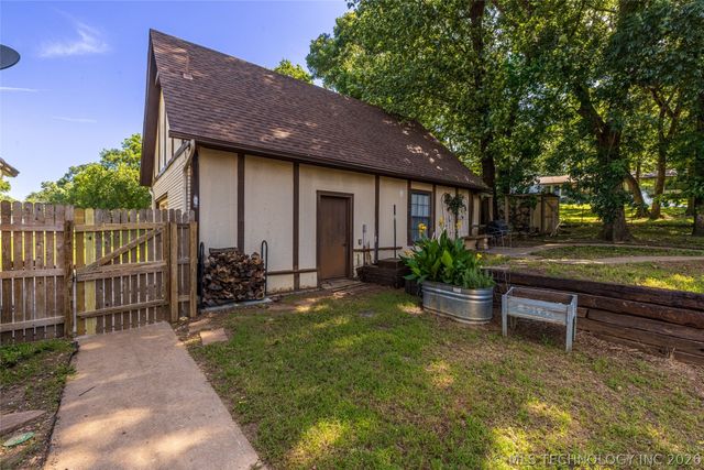 416 Timbercrest Road, Catoosa, OK 74015