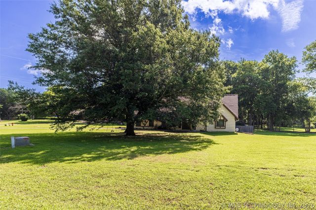 416 Timbercrest Road, Catoosa, OK 74015