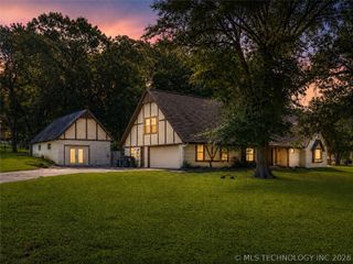 416 Timbercrest Road, Catoosa, OK 74015