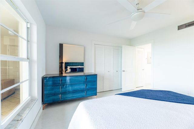 1021 HILLSBORO MILE 308, Hillsboro Beach, FL 33062