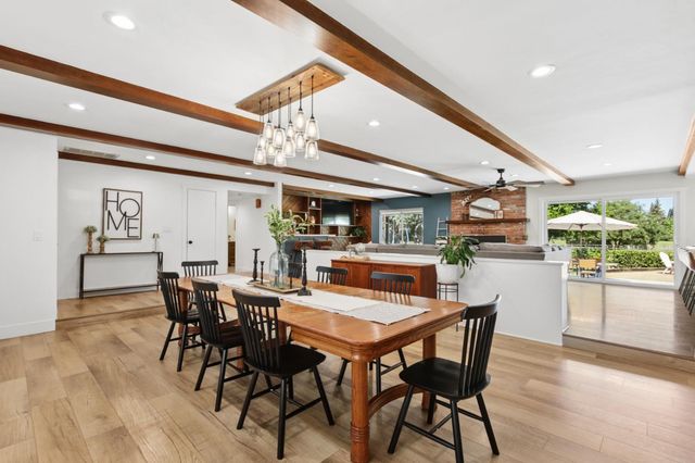 9105 Sunset Ave, Fair Oaks, CA 95628