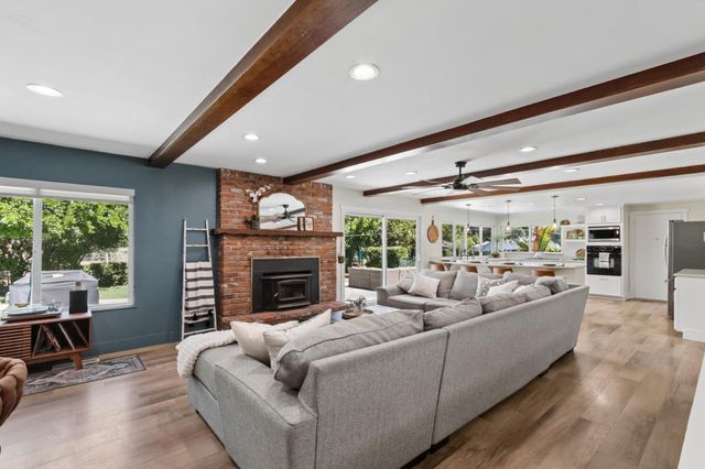 9105 Sunset Ave, Fair Oaks, CA 95628