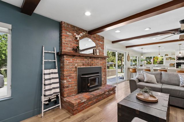 9105 Sunset Ave, Fair Oaks, CA 95628