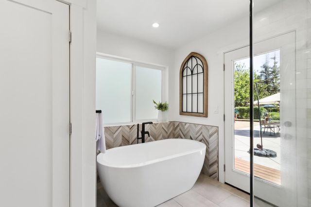 9105 Sunset Ave, Fair Oaks, CA 95628