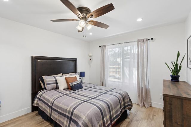 9105 Sunset Ave, Fair Oaks, CA 95628