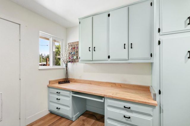 9105 Sunset Ave, Fair Oaks, CA 95628