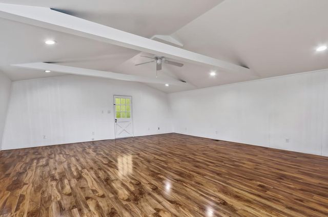 9105 Sunset Ave, Fair Oaks, CA 95628