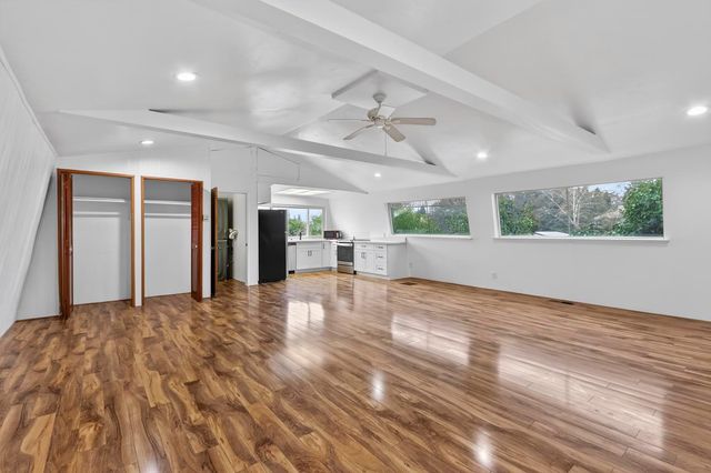 9105 Sunset Ave, Fair Oaks, CA 95628