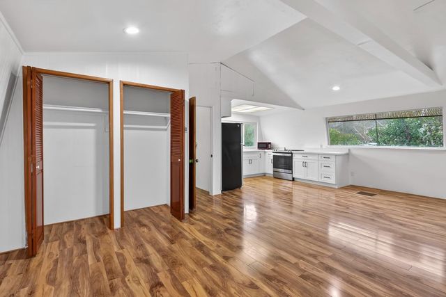 9105 Sunset Ave, Fair Oaks, CA 95628