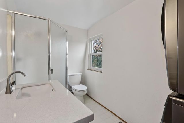 9105 Sunset Ave, Fair Oaks, CA 95628