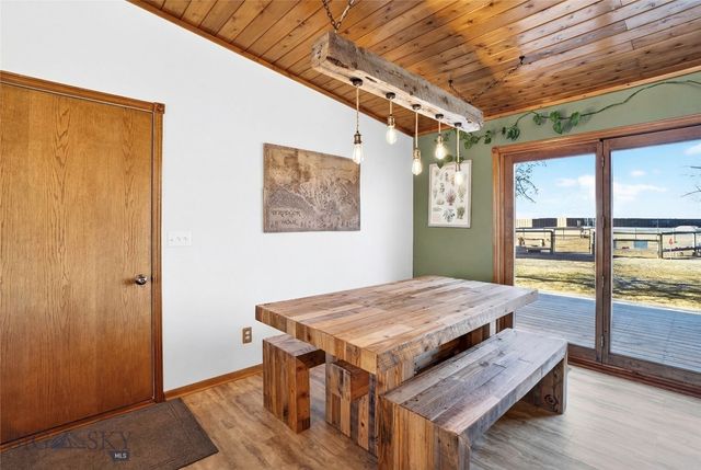 875 Nixon Gulch Road, Manhattan, MT 59741