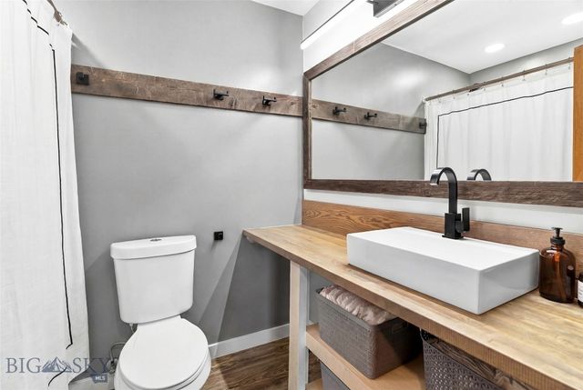 875 Nixon Gulch Road, Manhattan, MT 59741