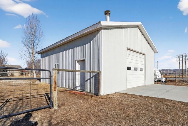 875 Nixon Gulch Road, Manhattan, MT 59741