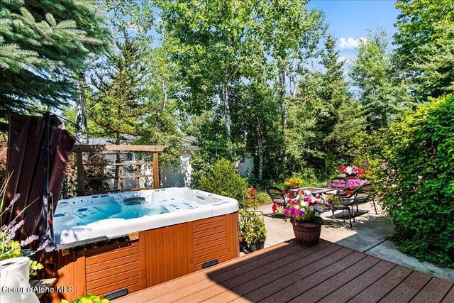 1029 E Shadow Wood LN, Coeur D'alene, ID 83815