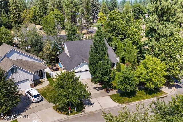 1029 E Shadow Wood LN, Coeur D'alene, ID 83815