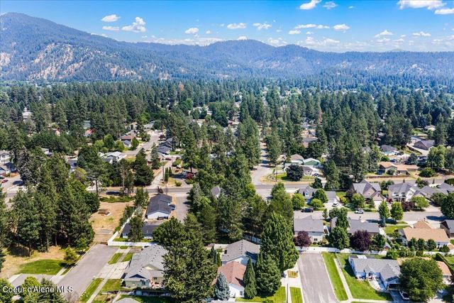 1029 E Shadow Wood LN, Coeur D'alene, ID 83815