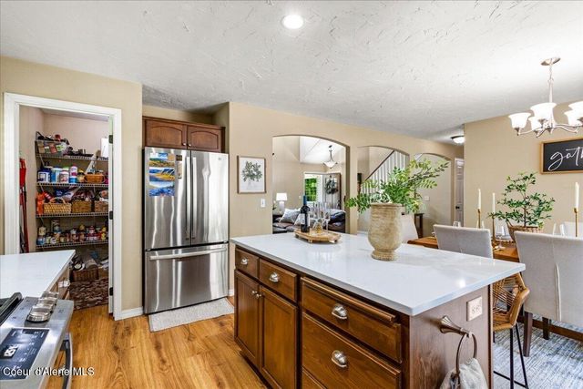 1029 E Shadow Wood LN, Coeur D'alene, ID 83815