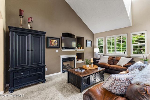 1029 E Shadow Wood LN, Coeur D'alene, ID 83815
