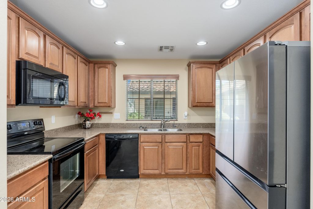2551 E BOSTON Street, Gilbert, AZ 85295 — photo 4
