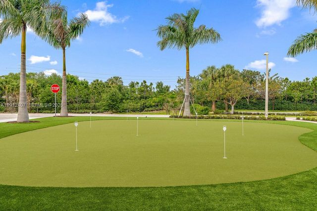 2700 Donald Ross Rd 306, Palm Beach Gardens, FL 33410