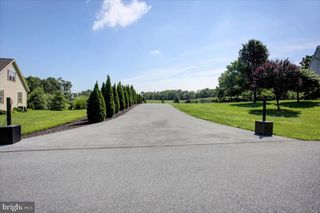 174 HELENS DR, Greencastle, PA 17225